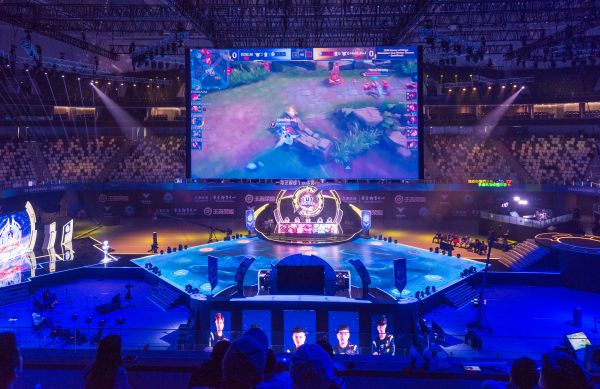 点评与新星 点评与新星