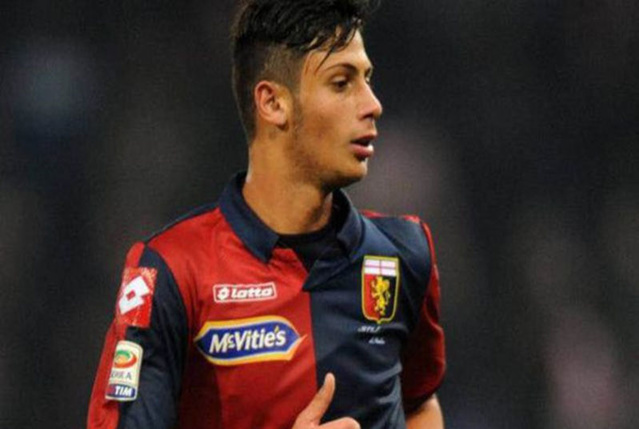 雕像不仅是 雕像不仅是