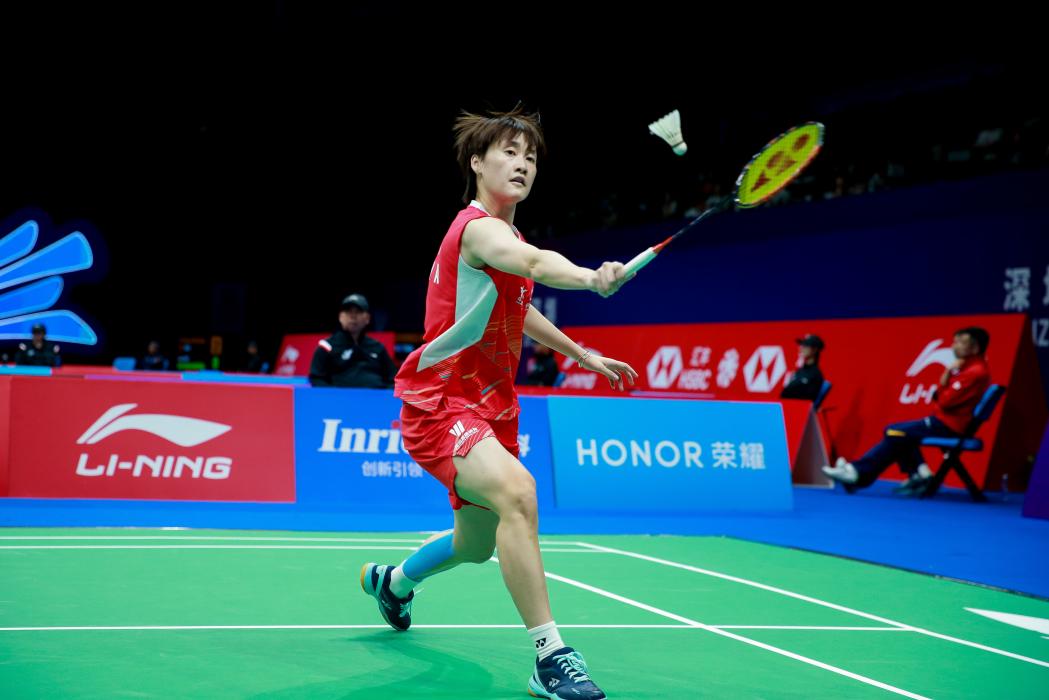 让人不容小 让人不容小